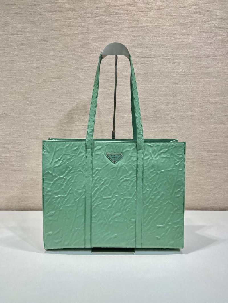 Pra*a tote bags